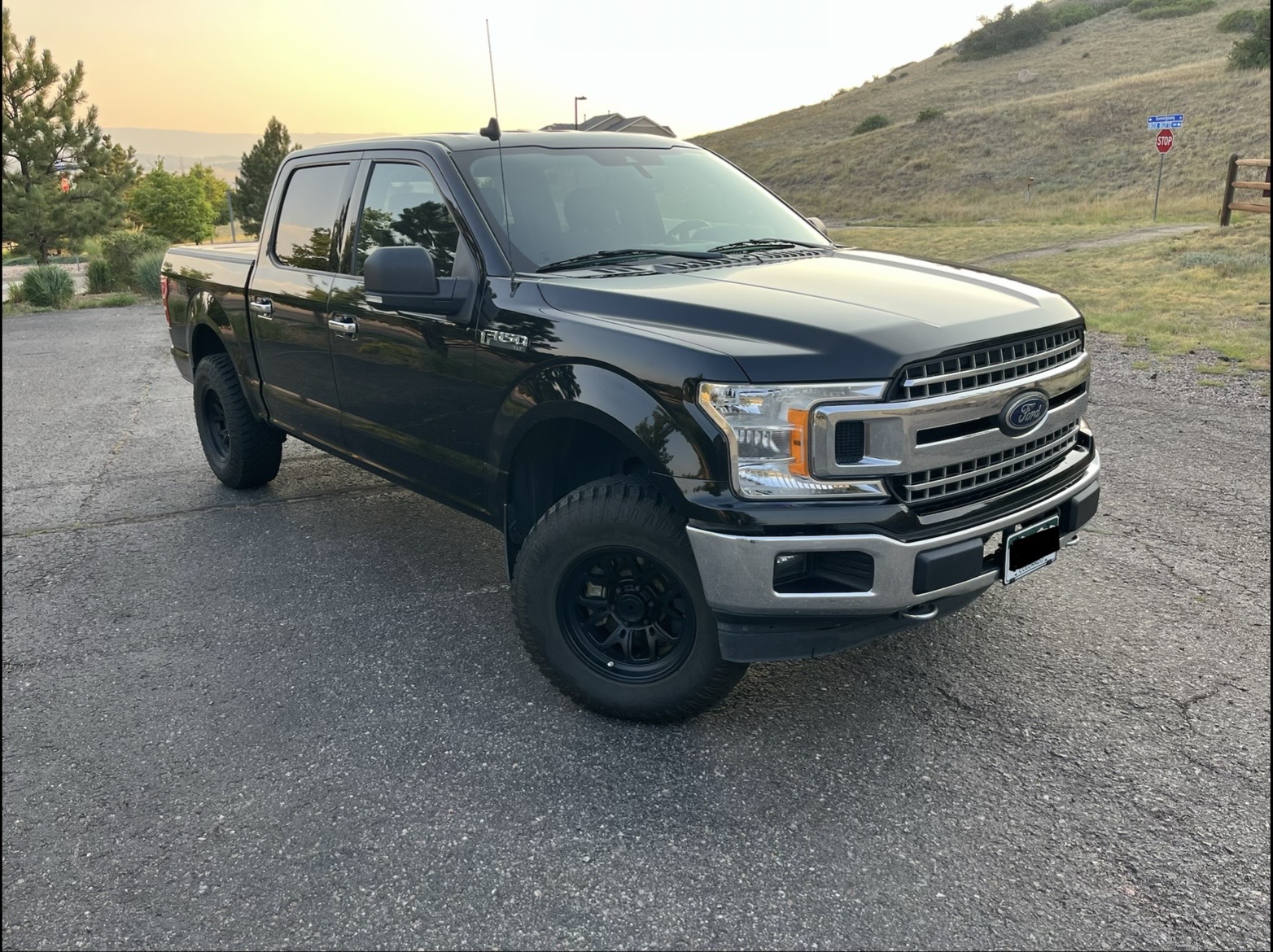 Used 2020 Ford F150 XLT w/ Equipment Group 302A Luxury AWD/4WD image 1