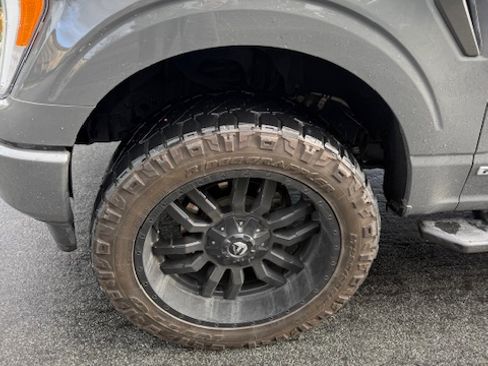 Used 2021 Ford F150 XLT w/ Equipment Group 302A High image 11