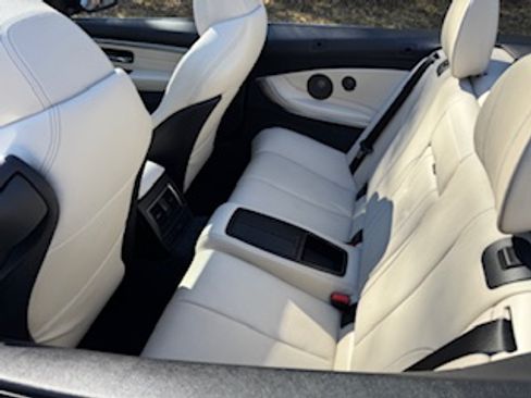 Used 2018 BMW 440i Convertible image 6