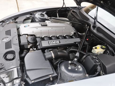 Used 2006 BMW Z4 3.0si image 15