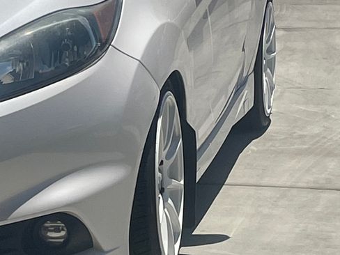 Used 2016 Ford Fiesta ST FWD image 14