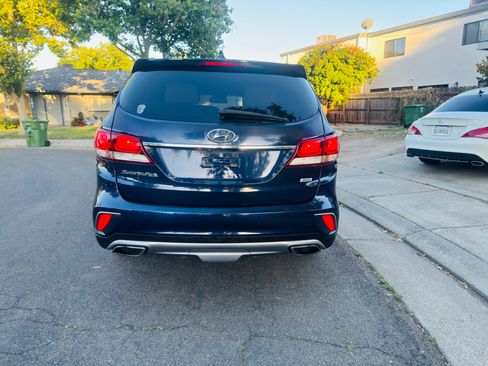 Used 2017 Hyundai Santa Fe SE w/ SE Premium Package 02 AWD/4WD image 15