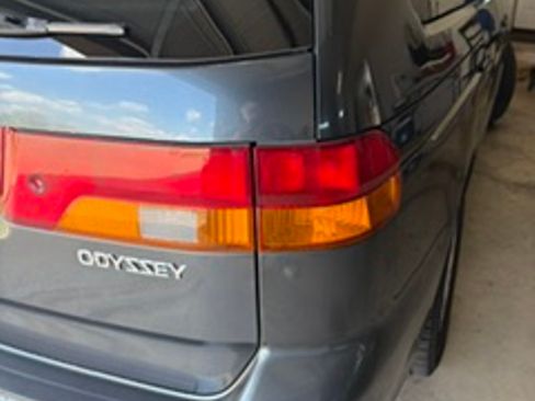Used 2004 Honda Odyssey EX-L image 9
