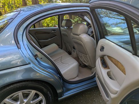 Used 2000 Jaguar S-TYPE 4.0 image 9