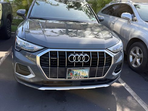 Used 2020 Audi Q3 2.0T Premium w/ Convenience Package AWD/4WD image 9