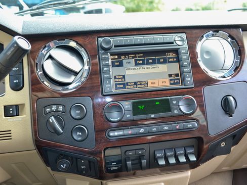 Used 2008 Ford F450 Lariat image 14