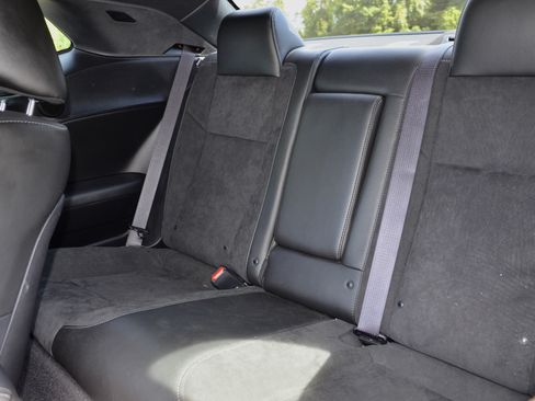 Used 2022 Dodge Challenger R/T w/ Plus Package RWD image 21