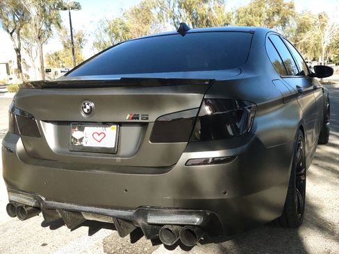 Used 2014 BMW M5 image 8