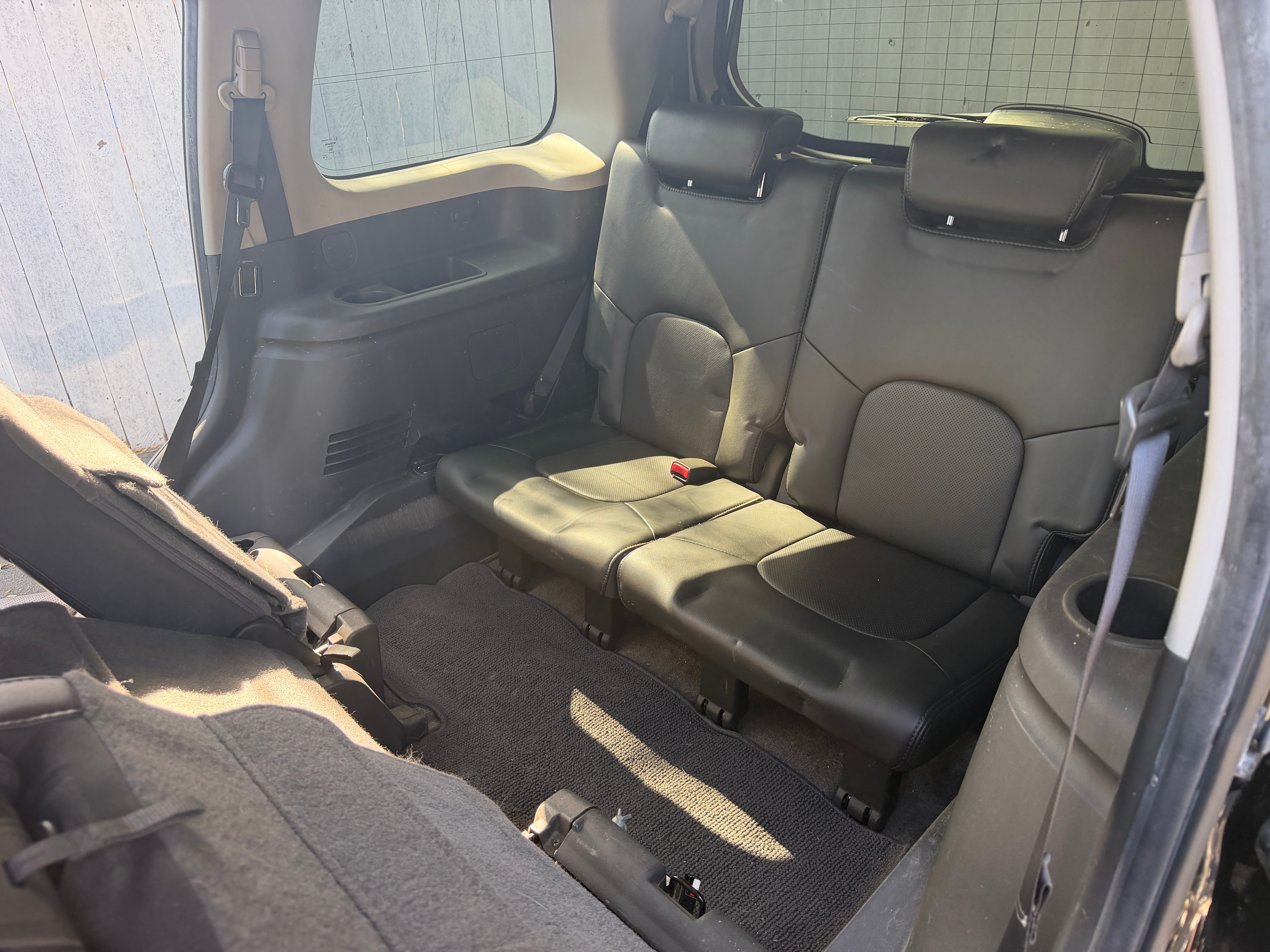 Used 2012 Nissan Pathfinder Silver RWD image 28
