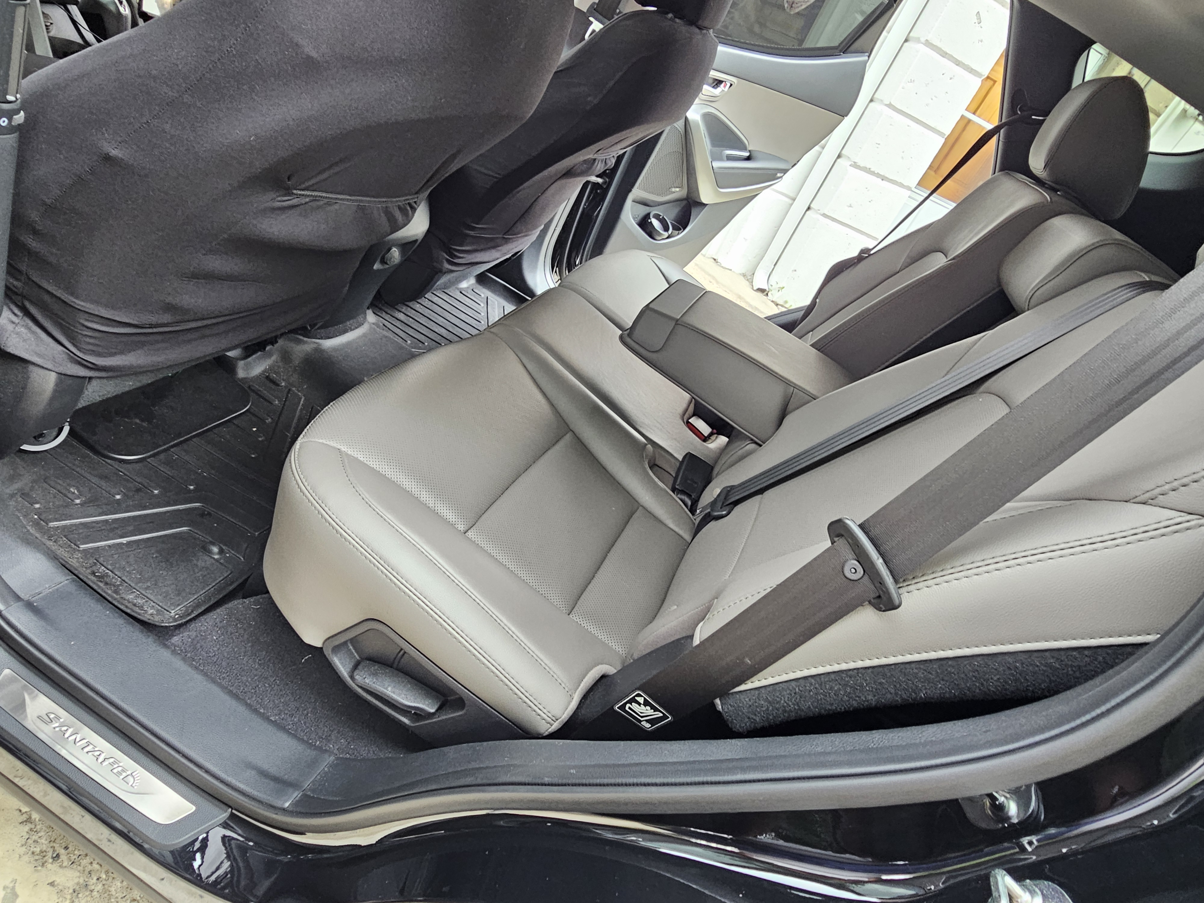 Used 2018 Hyundai Santa Fe Sport w/ 2.4L Tech Package 04 AWD/4WD image 13