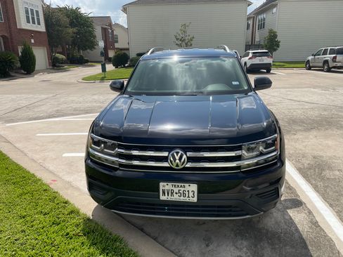 Used 2018 Volkswagen Atlas S FWD image 4