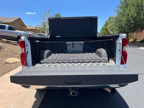 Used 2024 Chevrolet Silverado 2500 LT w/ Convenience Package AWD/4WD image 9