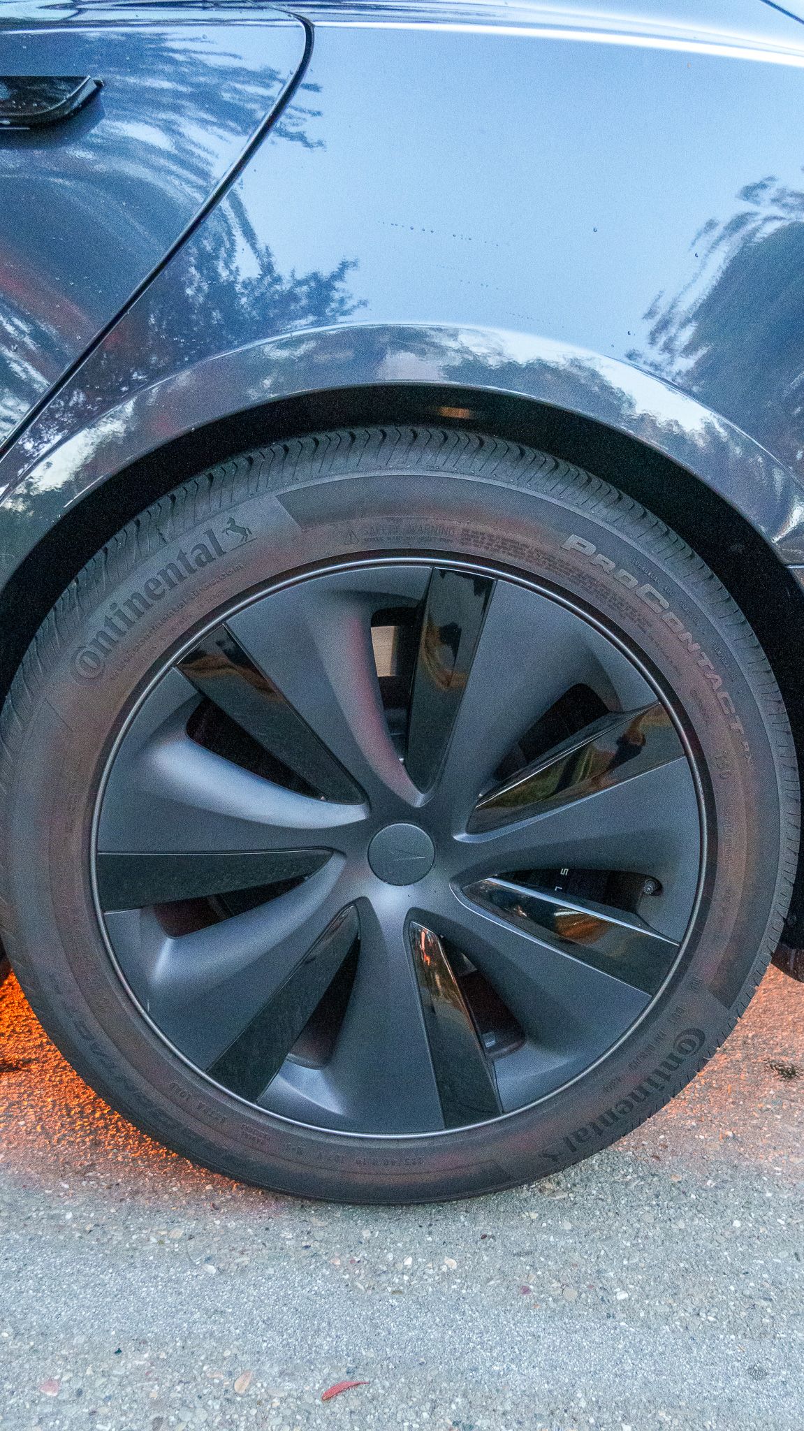 Used 2024 Tesla Model S AWD/4WD image 6