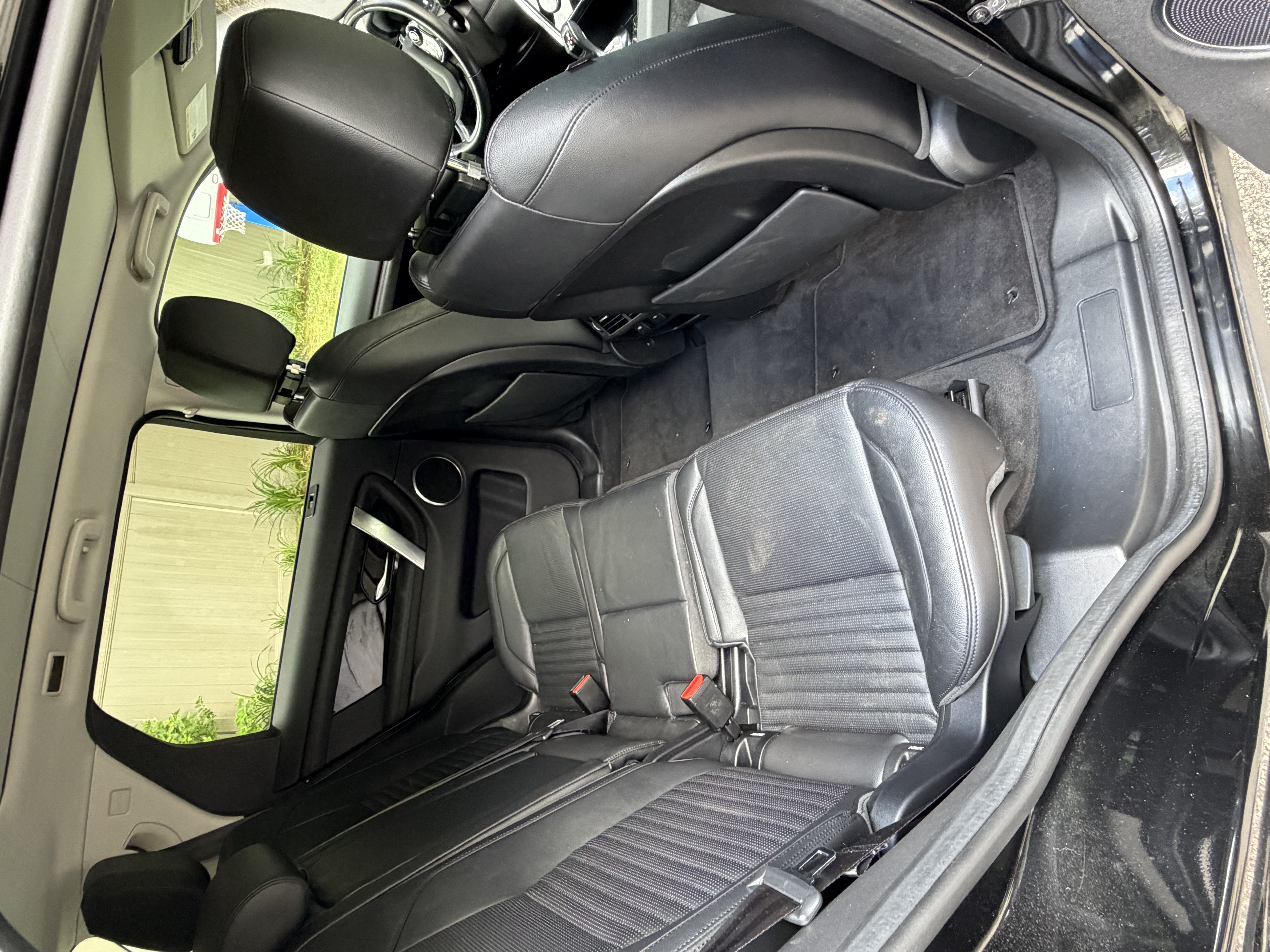 Used 2020 Land Rover Discovery Sport SE AWD/4WD image 8