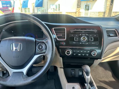 Used 2013 Honda Civic LX image 12