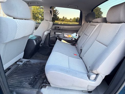 Used 2011 Toyota Tundra 4x4 CrewMax w/ SR5 Pkg image 8