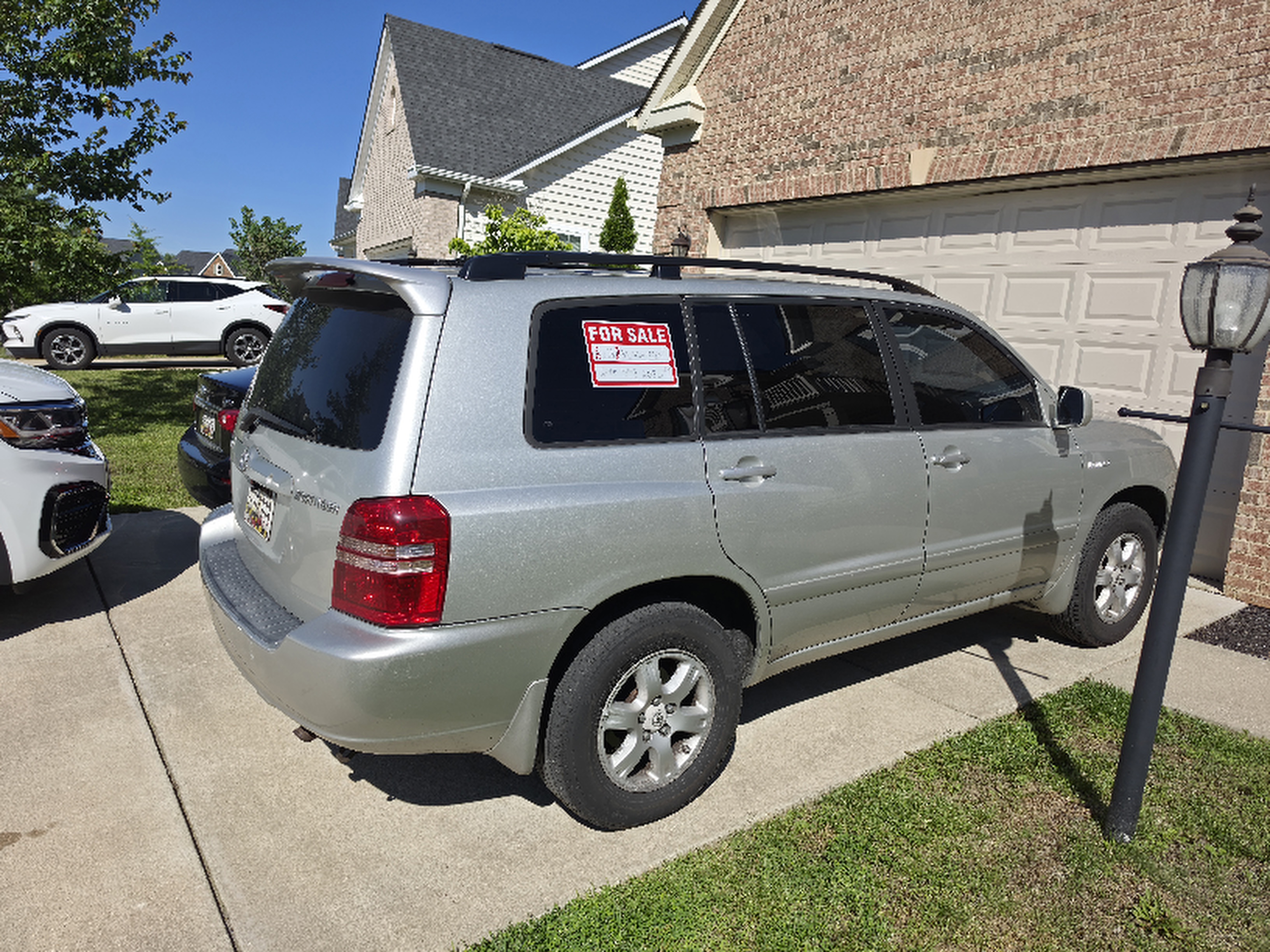 Used 2003 Toyota Highlander Limited w/ Leather Trim Pkg AWD/4WD image 9