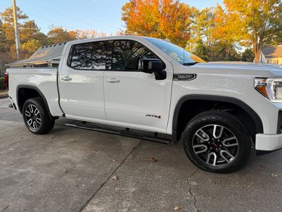 Used 2021 GMC Sierra 1500 AT4 w/ Technology Package