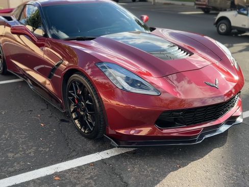 Used 2019 Chevrolet Corvette Stingray Coupe image 4