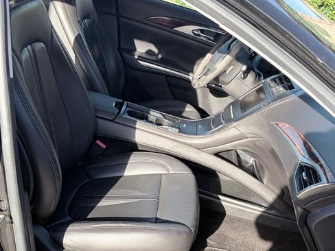 Used 2014 Lincoln MKZ AWD w/ Equipment Group 101A Select image 8