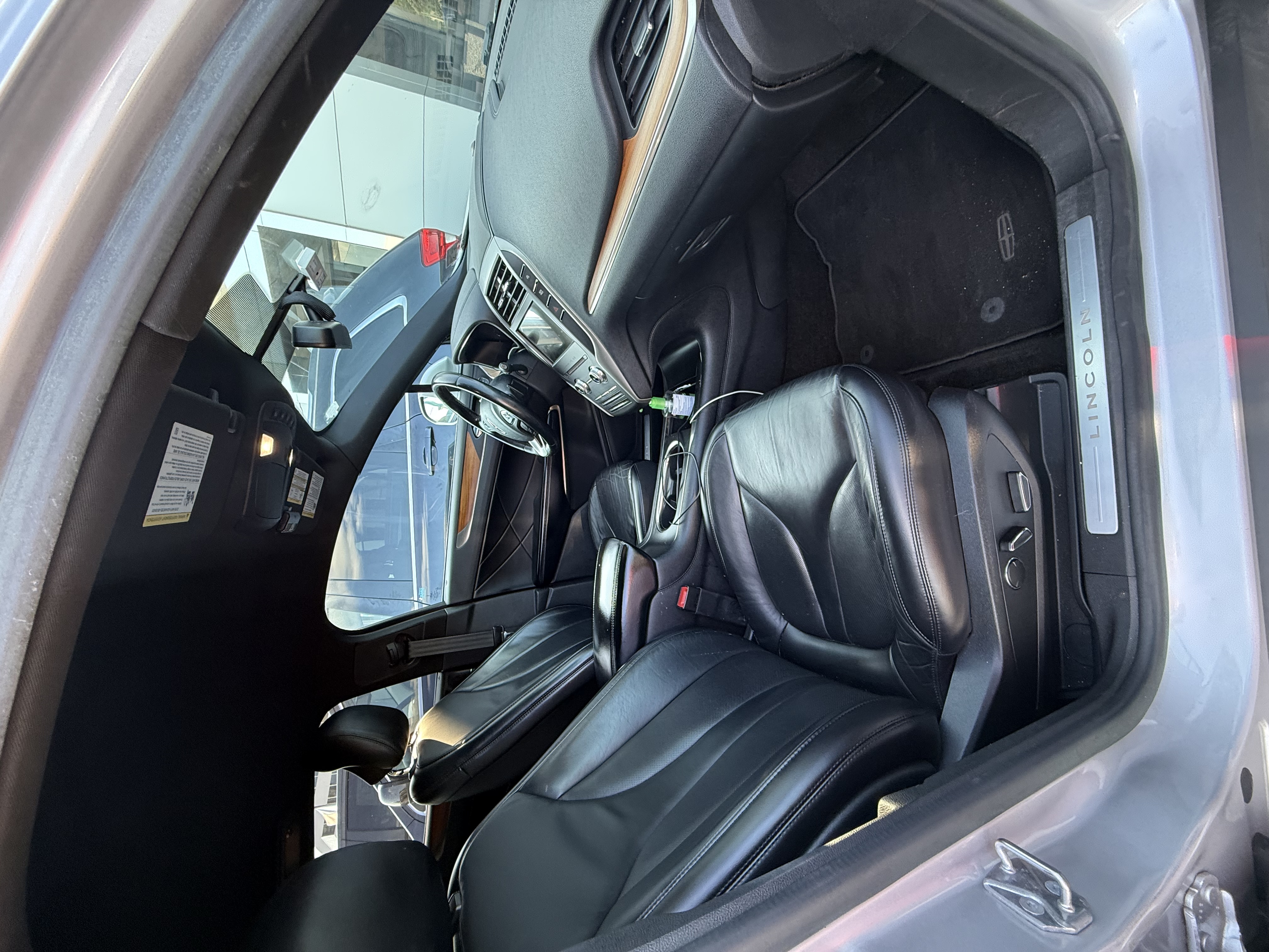 Used 2017 Lincoln MKC Select w/ Select Plus Package FWD image 8