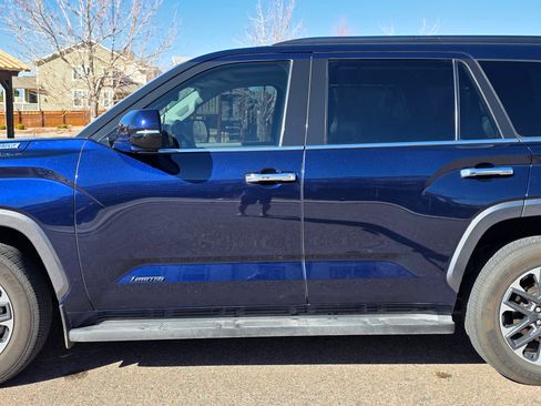 Used 2023 Toyota Sequoia Limited image 8