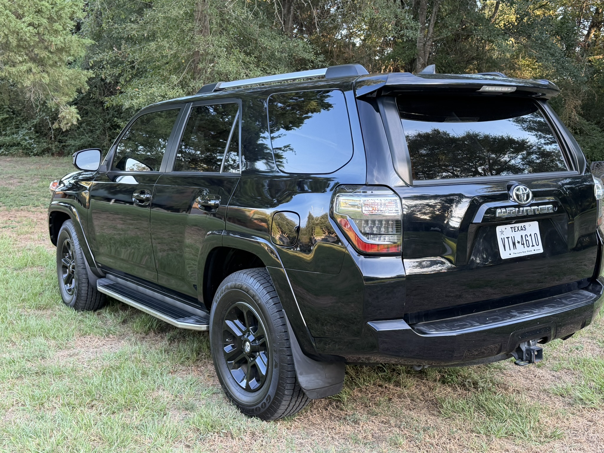 Used 2020 Toyota 4Runner SR5 RWD image 22