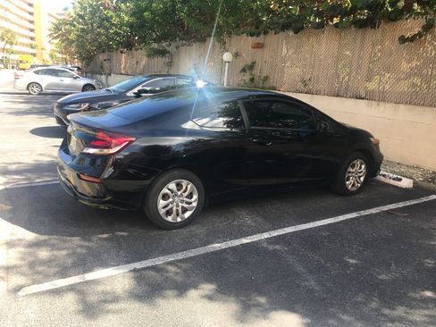 Used 2014 Honda Civic LX image 1