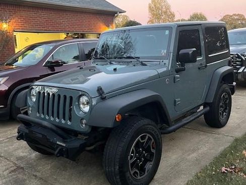 Used 2015 Jeep Wrangler Sport w/ Connectivity Group image 2
