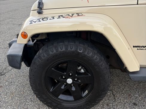 Used 2011 Jeep Wrangler Unlimited Sport AWD/4WD image 11