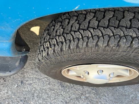 Used 2014 Ford E-250 and Econoline 250 w/ Power Group image 11