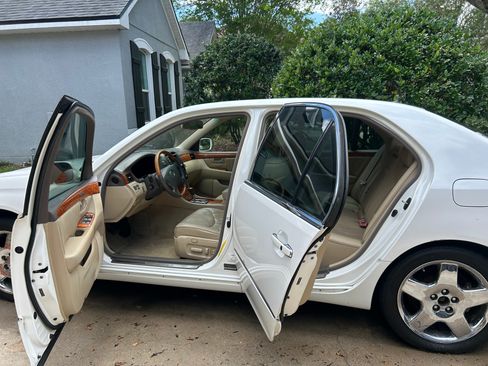 Used 2004 Lexus LS 430 image 4