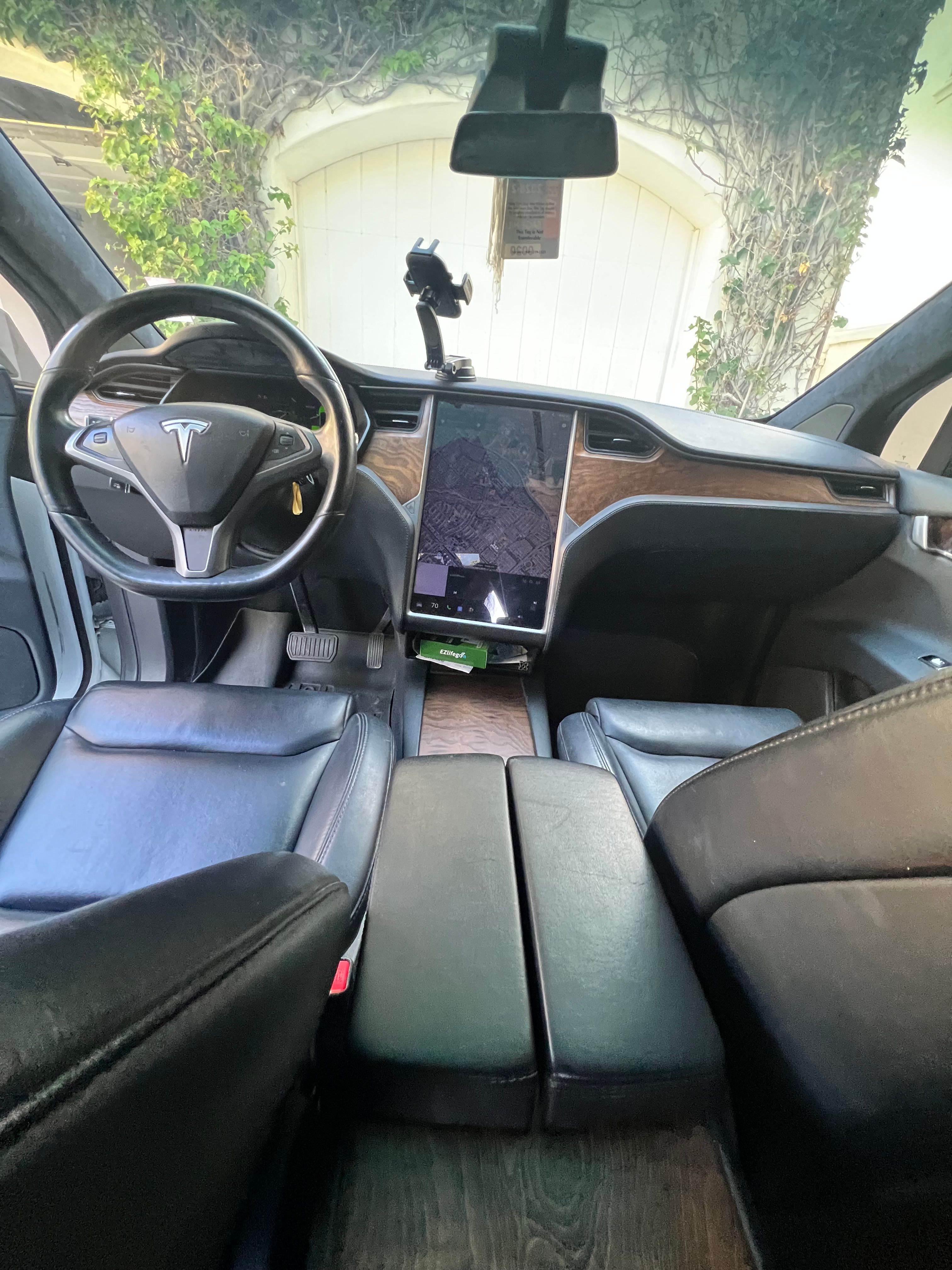 Used 2020 Tesla Model X Long Range AWD/4WD image 18