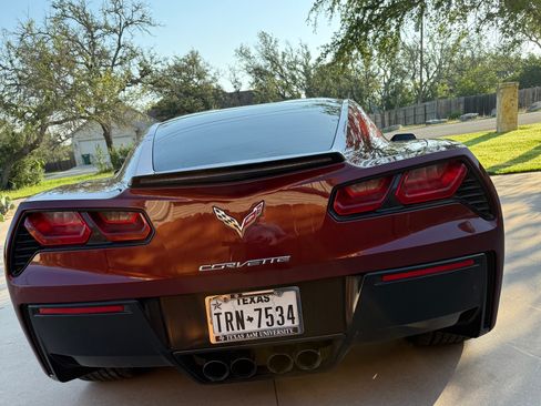 Used 2019 Chevrolet Corvette Stingray Coupe w/ 2LT Preferred Equipment Group RWD image 4