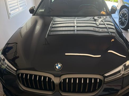 Used 2022 BMW M550i xDrive w/ Premium Package image 8