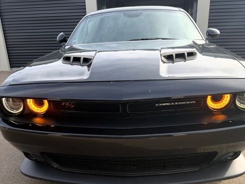 Used 2015 Dodge Challenger R/T w/ Quick Order Package 22B R/T image 9