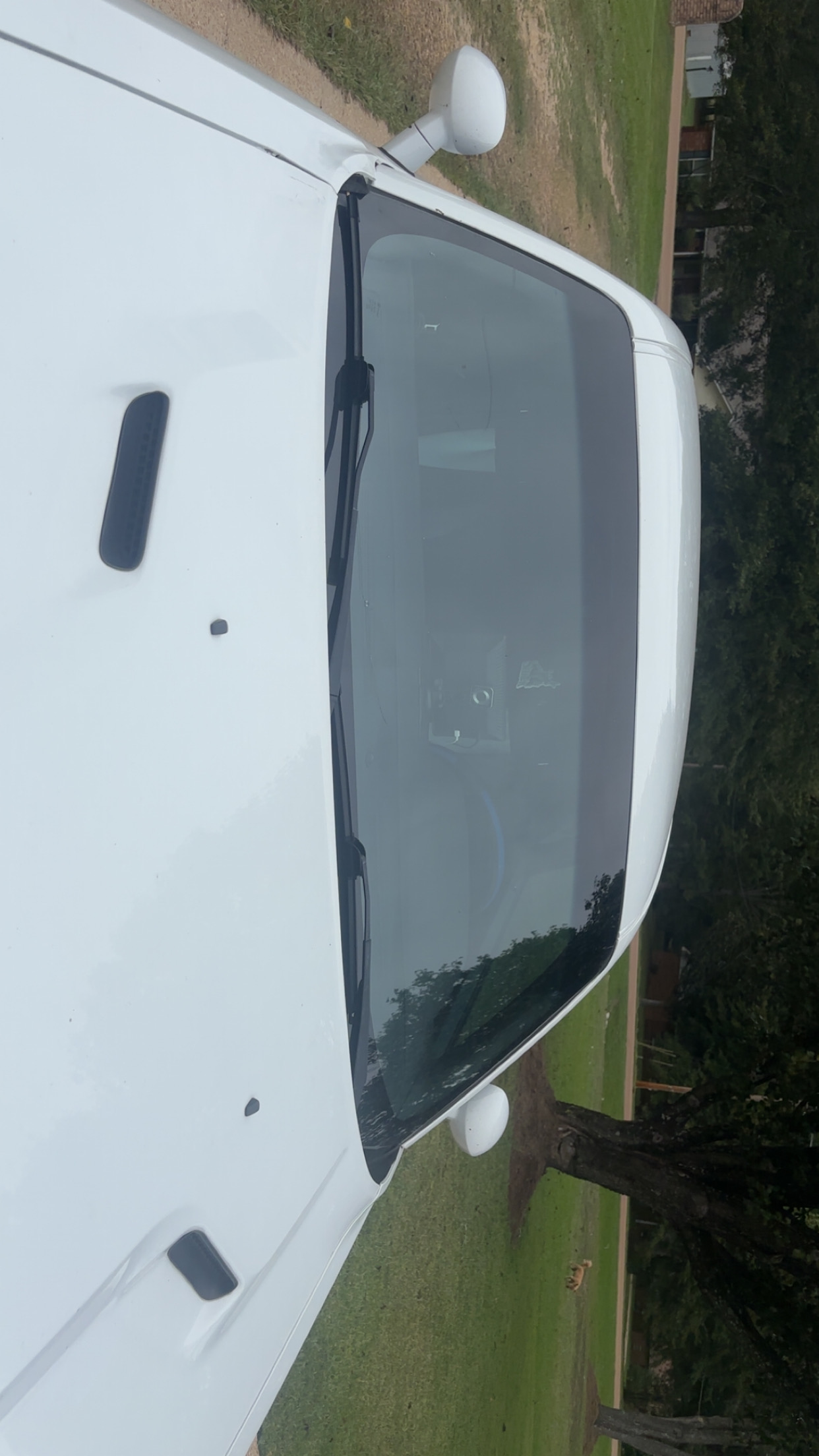 Used 2013 Dodge Challenger SXT RWD image 14