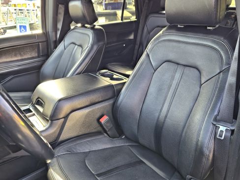 Used 2020 Ford Expedition Limited w/ Equipment Group 302A image 12