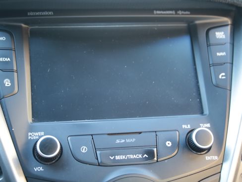 Used 2017 Hyundai Veloster Value Edition image 20