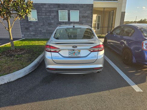 Used 2018 Ford Fusion SE w/ Equipment Group 601A image 6