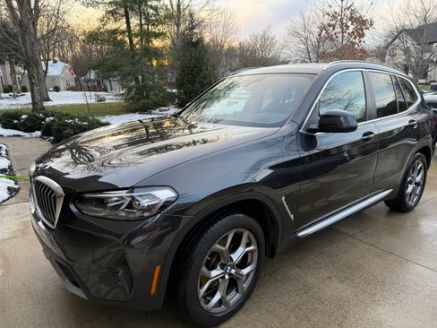 Used 2024 BMW X3 xDrive30i w/ Premium Package w/ZPA image 6