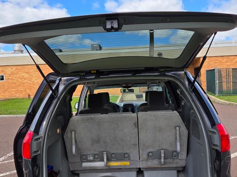 Used 2008 Toyota Sienna LE FWD image 9