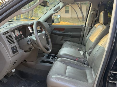 Used 2007 Dodge Ram 3500 Truck Laramie RWD image 7