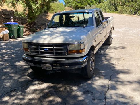 Used 1994 Ford F250 4x4 SuperCab image 2