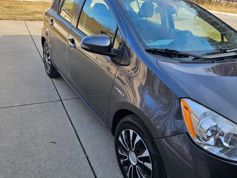 Used 2012 Toyota Prius C Three image 8