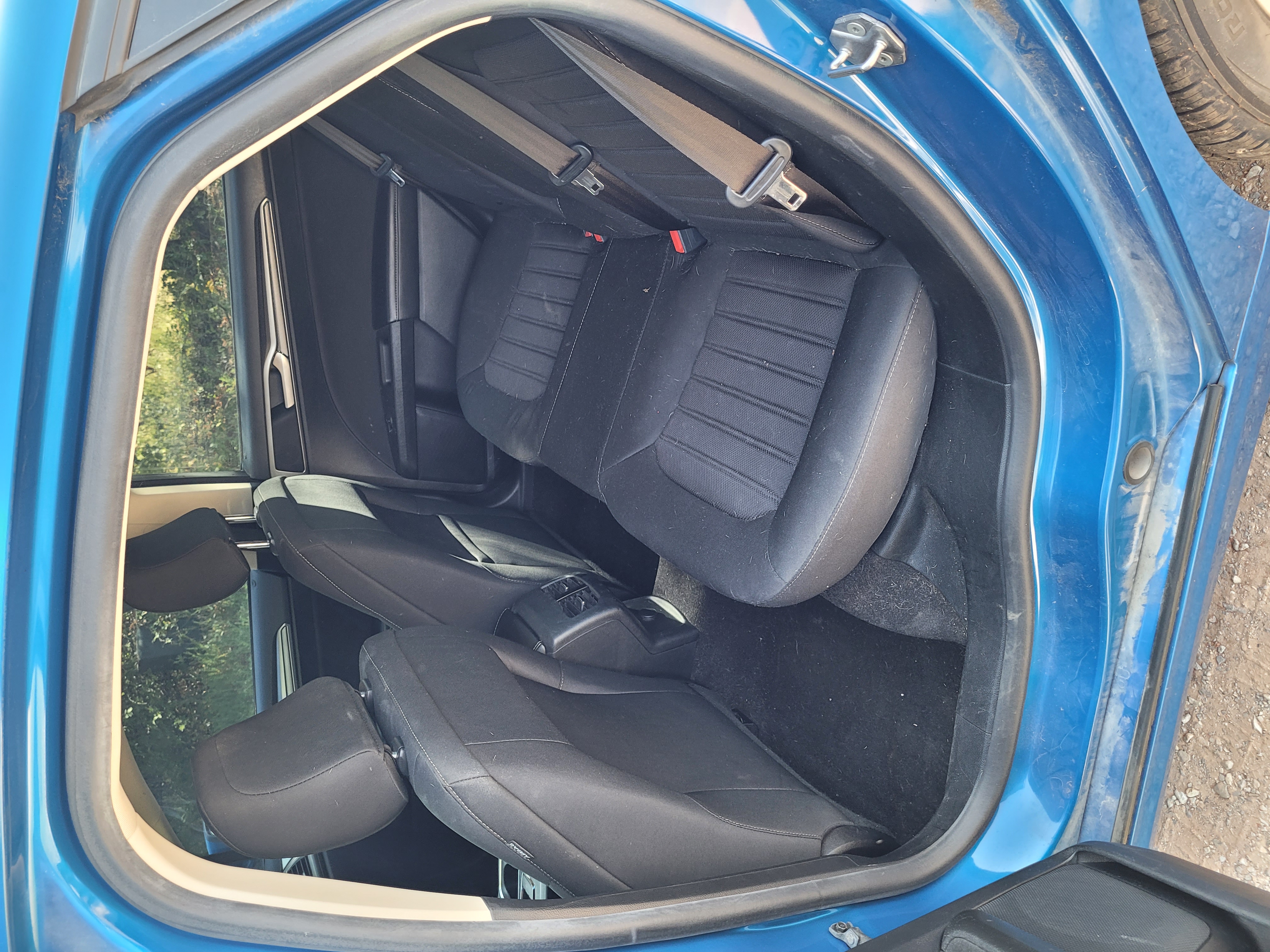 Used 2020 Ford Fusion SE FWD image 6