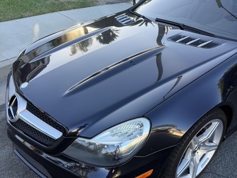 Used 2009 Mercedes-Benz SL 550 image 12