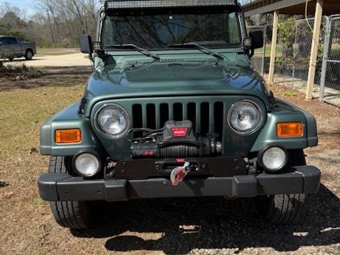Used 2000 Jeep Wrangler Sport image 1