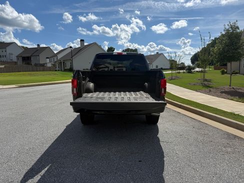 Used 2015 Ford F150 XLT w/ Equipment Group 301A Mid AWD/4WD image 8