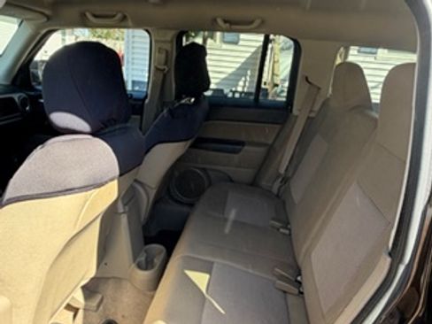 Used 2014 Jeep Patriot Latitude image 6